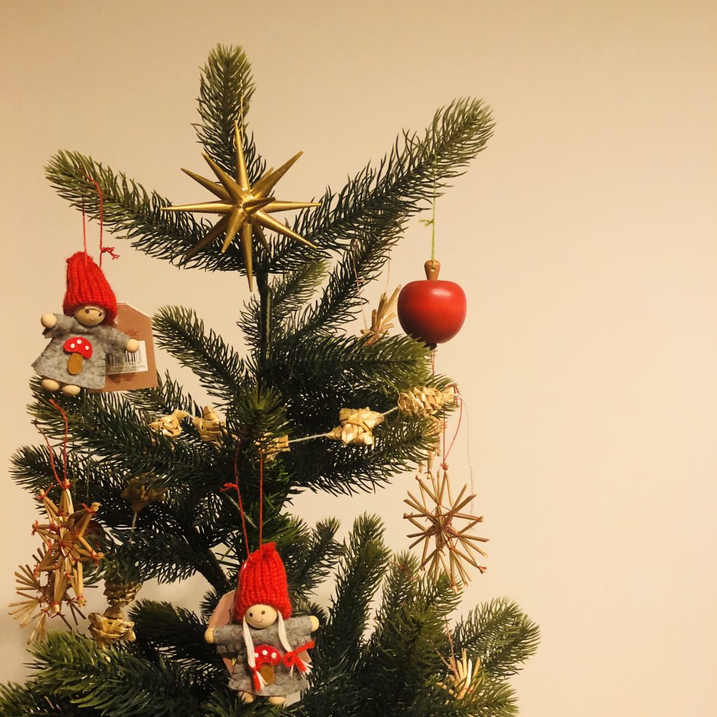 スタッフブログ クリスマスツリー 広島市中区のルーチェ鍼灸院